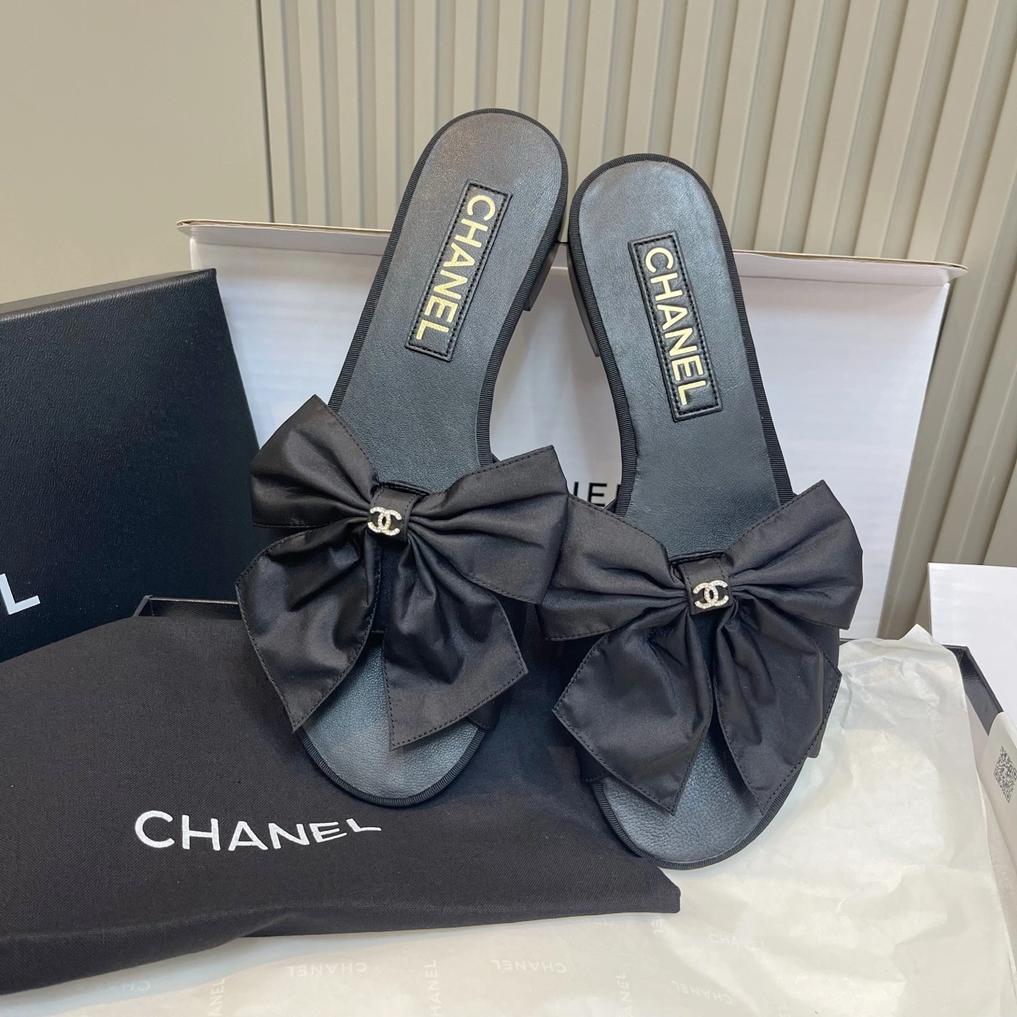 COCO-- 3h1958 G45816 B17350 94305 sheepskin Heel height：3.5CM item:E-X000D4110